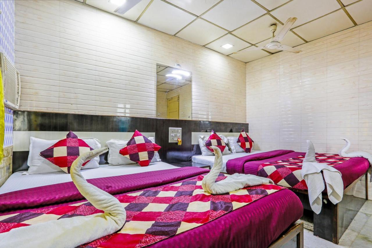 Terminus Hotel Bandra Bombay Eksteriør billede